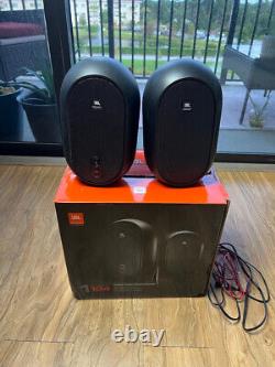 JBL One Series 104 Compact Powered Desktop Reference Monitors Black GREAT COND
