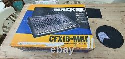 Mackie CFS 16-mk11 desk and Mackie active sound Powered Speakers SA1521z