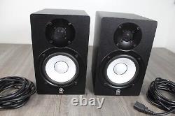Nice Yamaha HS50M Powered Studio Monitor speakers (Pair) 5 woofer. 75 tweeter