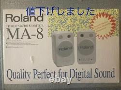 ROLAND MA-8 Stereo Micro Monitor Speakers Active Powered Studio Pair USED