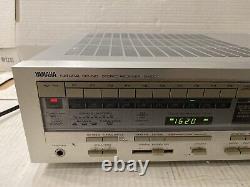Vintage Yamaha natural sound R-100 Stereo Receiver MADE IN JAPAN