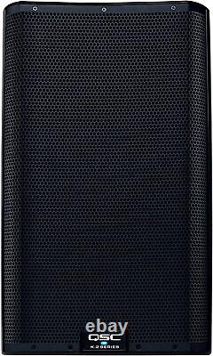 QSC K12.2 Enceinte Active 12 pouces à étagère, alimentée par 2000 watts, faible bruit, couleur noire.