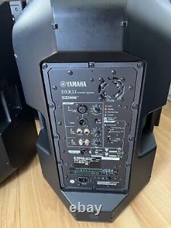 Système de sonorisation complet YAMAHA 4200 watts DXR12 Mk1 avec caissons de basses DXS12 pour 500 personnes.